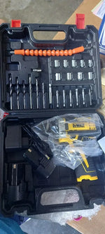 دريل dewalt +مجموعه فرش هديه