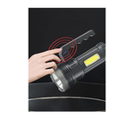 كشاف LED متعدد الوظائف مع شحن شمسي وUSB - 4 أوضاع